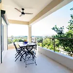 Sofias & Rolandos Luxury Lägenhet *