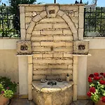 Sofias & Rolandos Luxury Lägenhet Perama (Corfu)