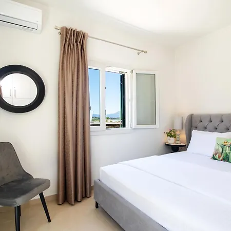 Apartment Sofias & Rolandos Luxury *