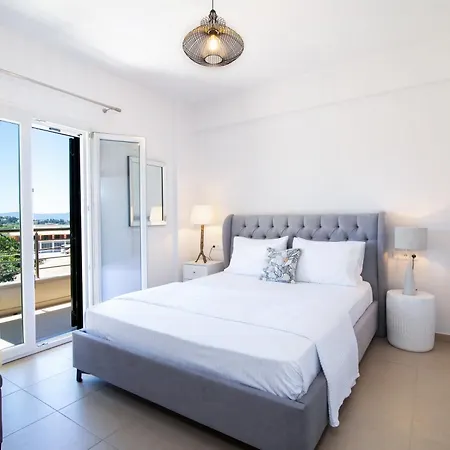 Sofias & Rolandos Luxury