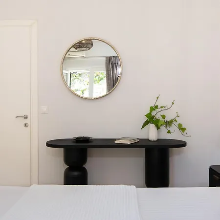 Sofias & Rolandos Luxury Perama (Corfu)