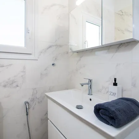 Sofias & Rolandos Luxury Appartement *