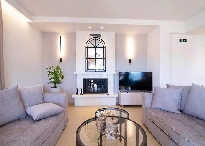 Sofias & Rolandos Luxury Apartment *
