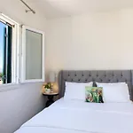 Sofias & Rolandos Luxury * Perama (Corfu)