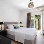 Sofias & Rolandos Luxury Apartamento