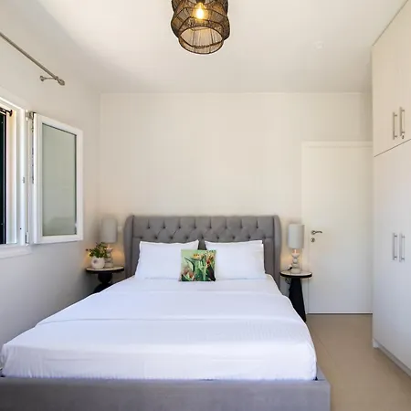 Sofias & Rolandos Luxury Appartement *