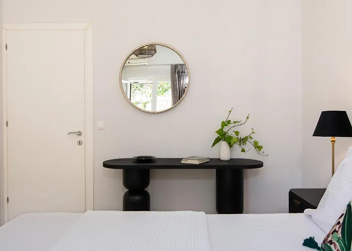 Sofias & Rolandos Luxury Perama (Corfu)